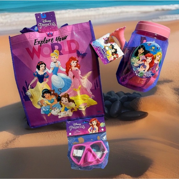 Disney Princess Watering Can Beach Toys, Swim Mask & Carry Bag-9 Piece Set - Picture 2 of 14